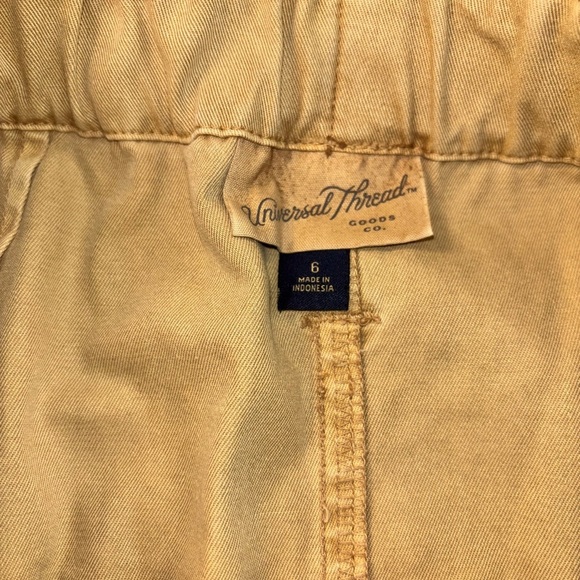 Universal Thread Beige Skirt - Picture 2 of 5